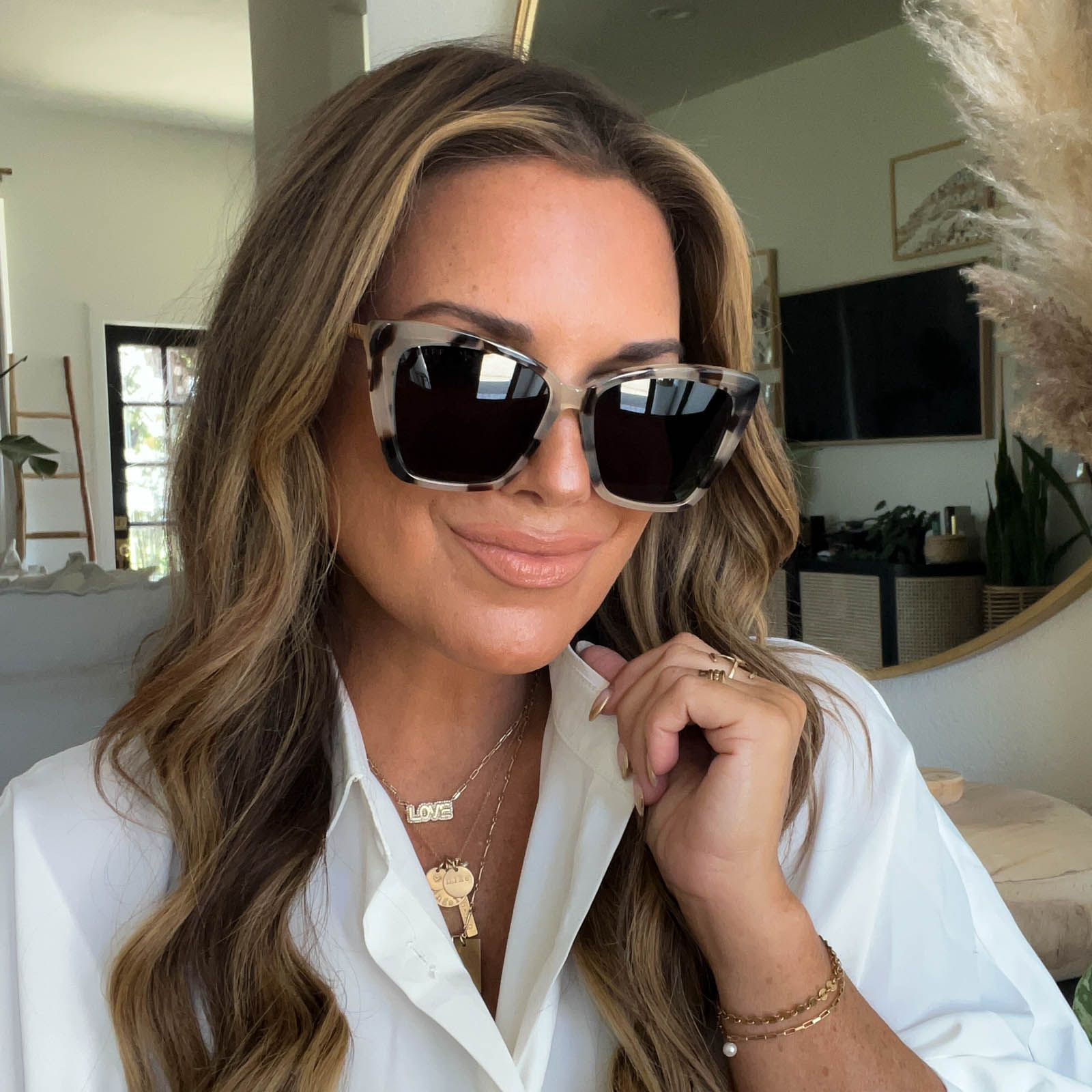 BECKY II - CREAM TORTOISE + GREY POLARIZED SUNGLASSES - Image 7