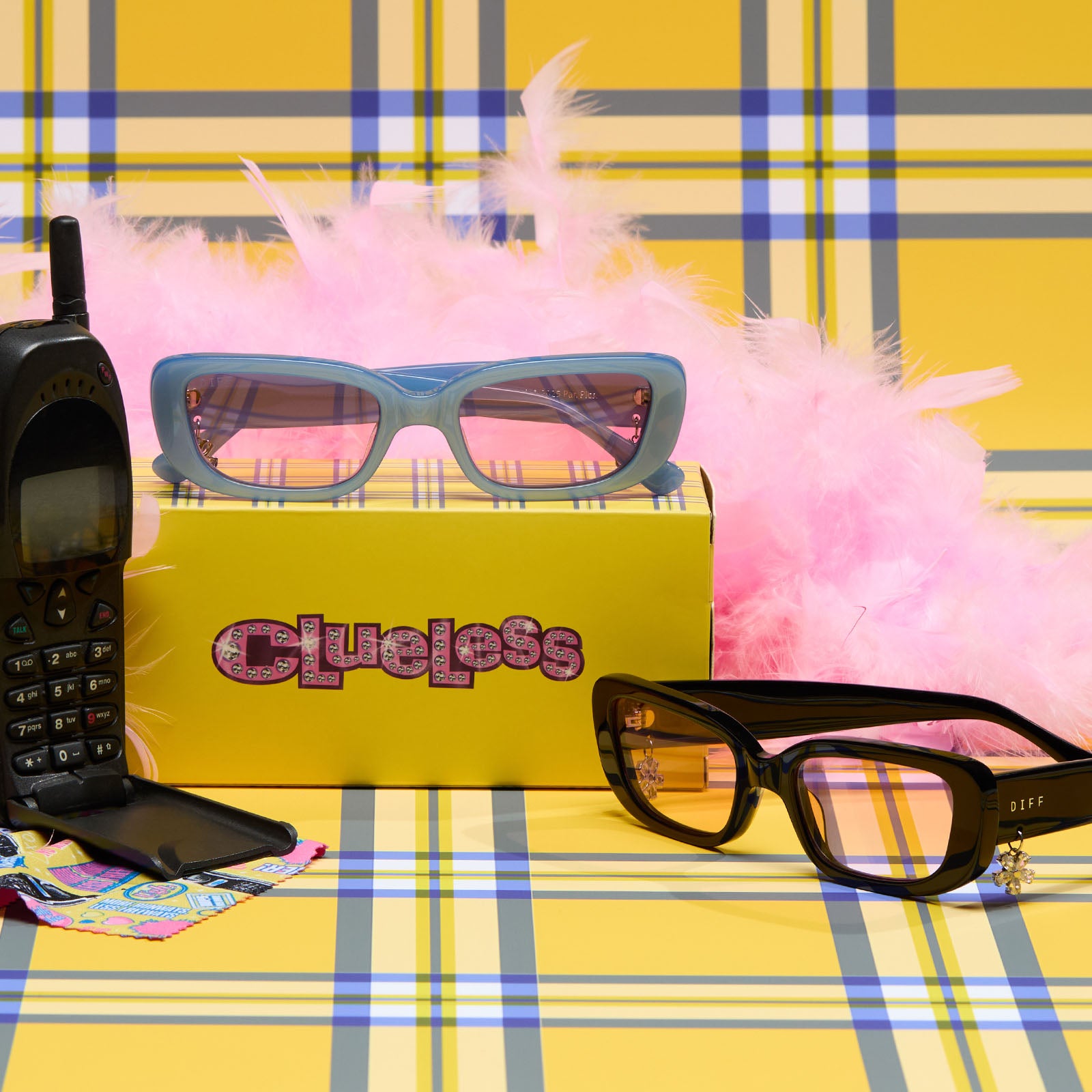 CHER - LIGHT BLUE + PINK GRADIENT SUNGLASSES - Image 9