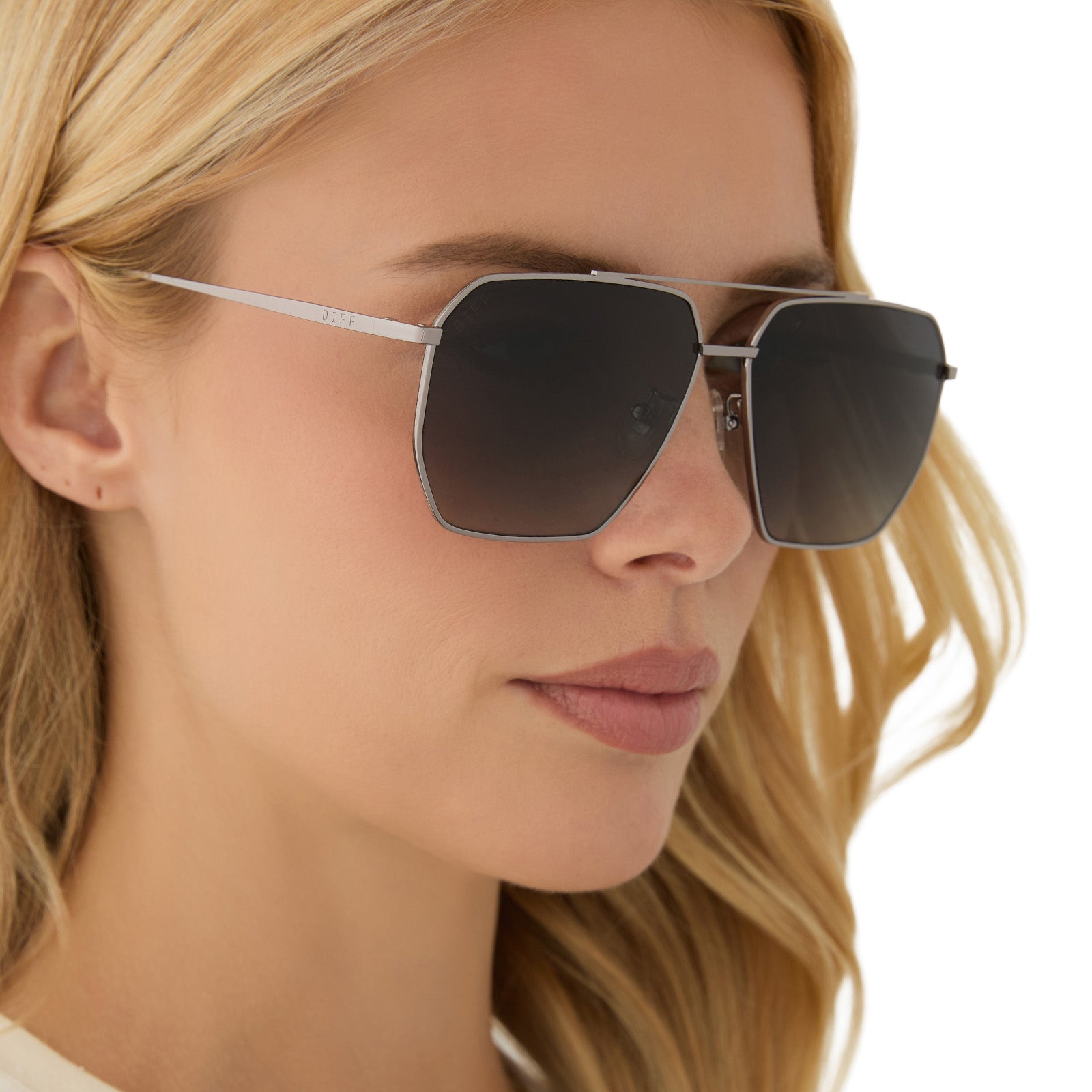 BERKELY - GUNMETAL + GREY GRADIENT + POLARIZED SUNGLASSES - Image 8