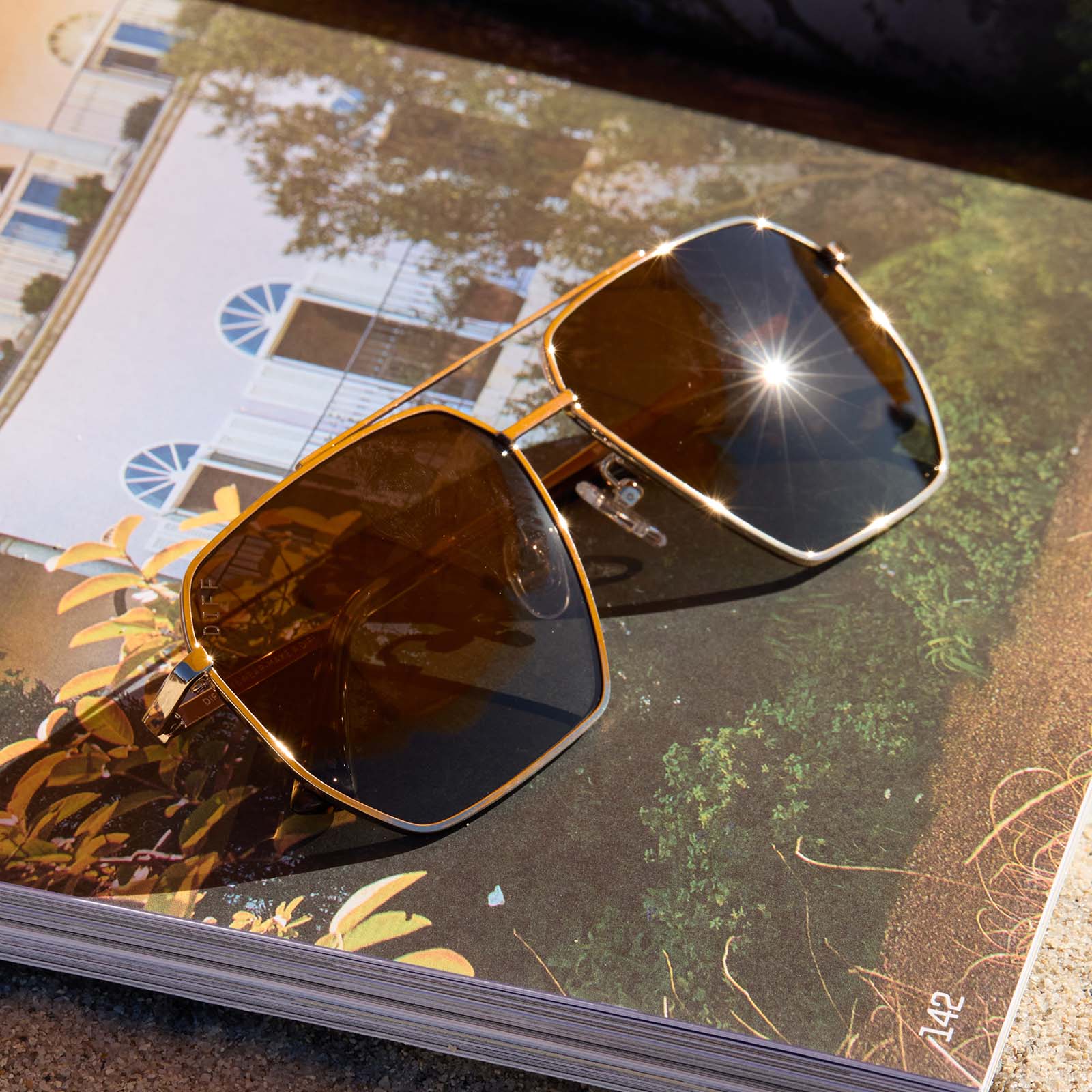 BERKELY - GOLD + BROWN GRADIENT + POLARIZED SUNGLASSES - Image 12