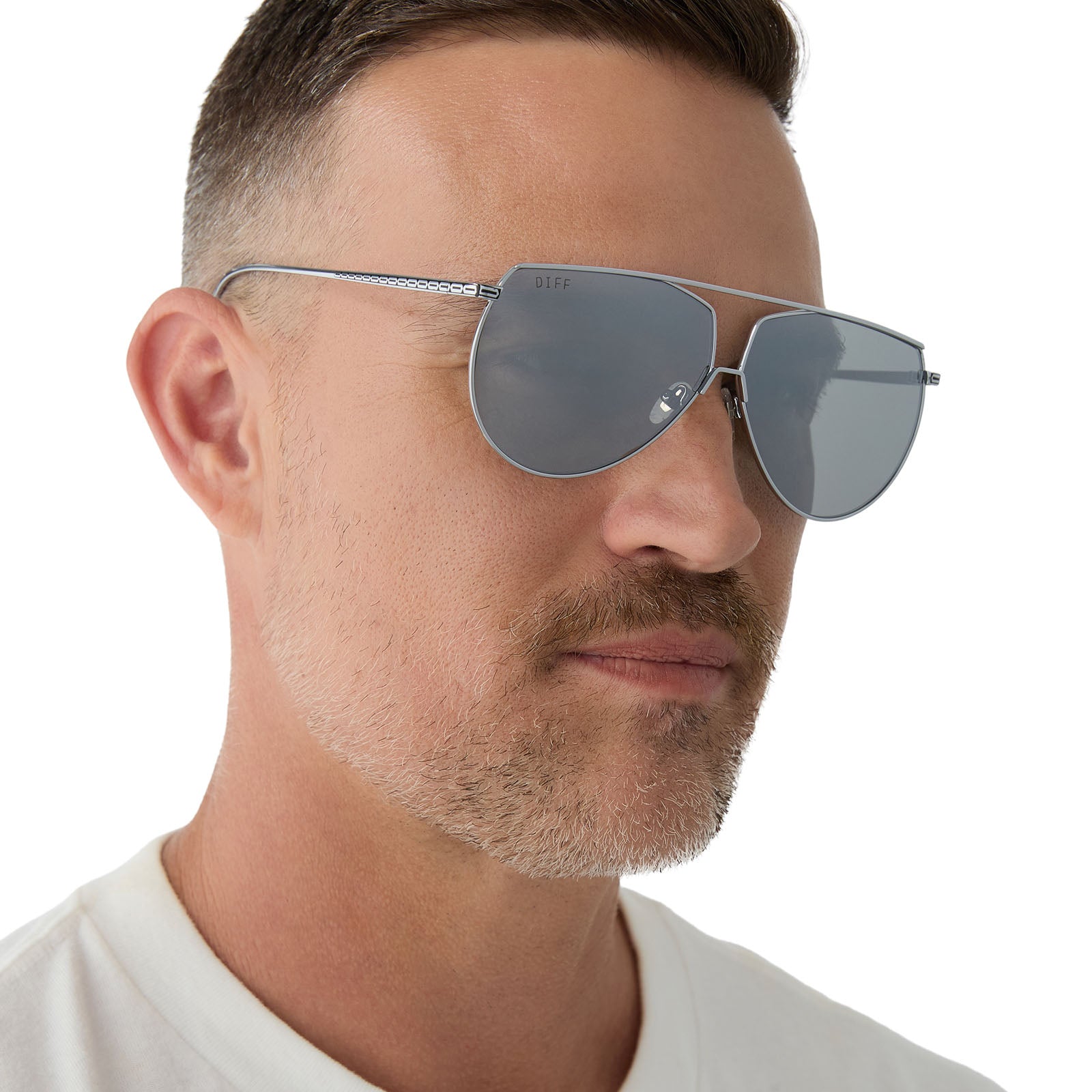 THE MANDALORIAN™ - RAZOR CREST™ GREY + SILVER MIRROR SUNGLASSES - Image 8