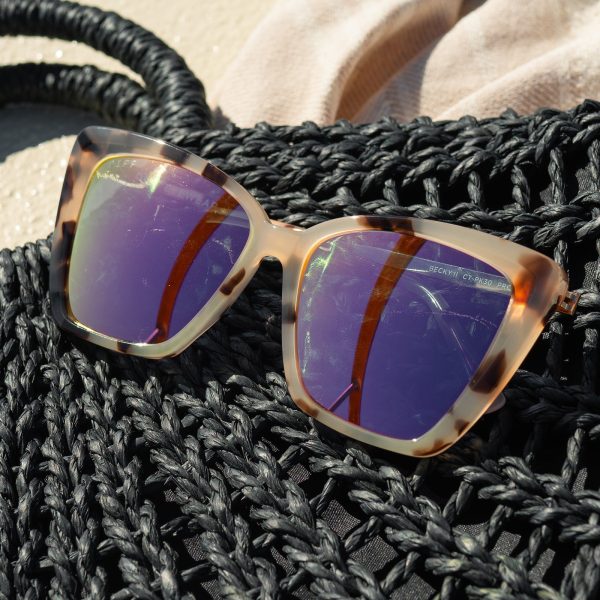 BECKY IV - CREAM TORTOISE + PINK MIRROR SUNGLASSES - Image 8