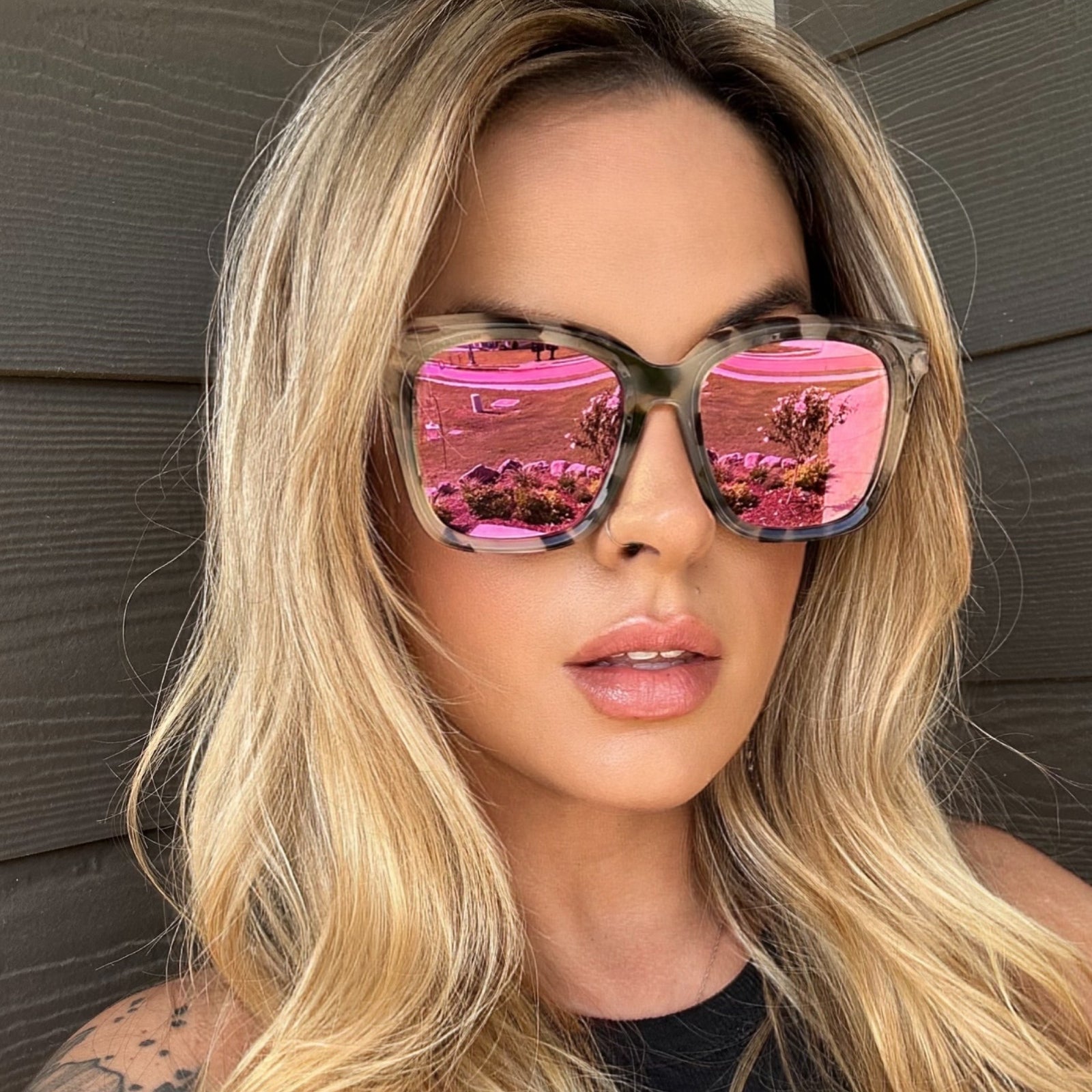 BELLA - CREAM TORTOISE + PINK MIRROR SUNGLASSES - Image 6