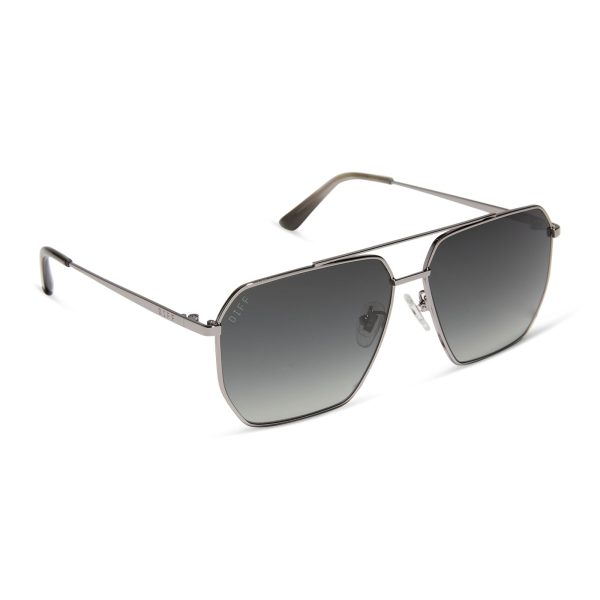 BERKELY - GUNMETAL + GREY GRADIENT + POLARIZED SUNGLASSES - Image 2