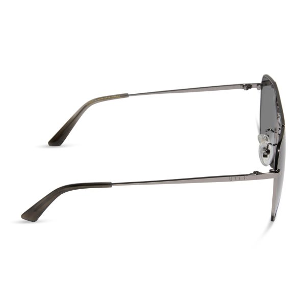 BERKELY - GUNMETAL + GREY GRADIENT + POLARIZED SUNGLASSES - Image 3