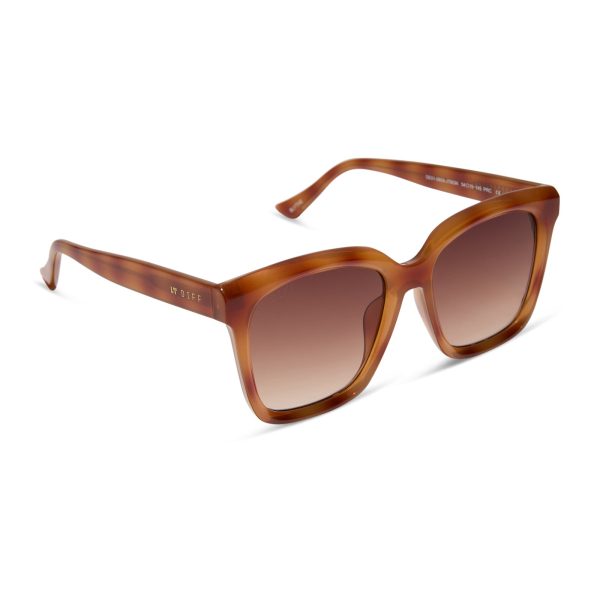 BLYTHE - MAPLE TORTOISE + BROWN GRADIENT SUNGLASSES - Image 2